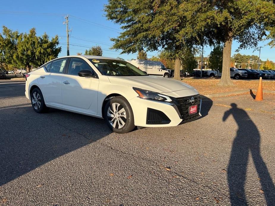 new 2025 Nissan Altima car, priced at $27,140