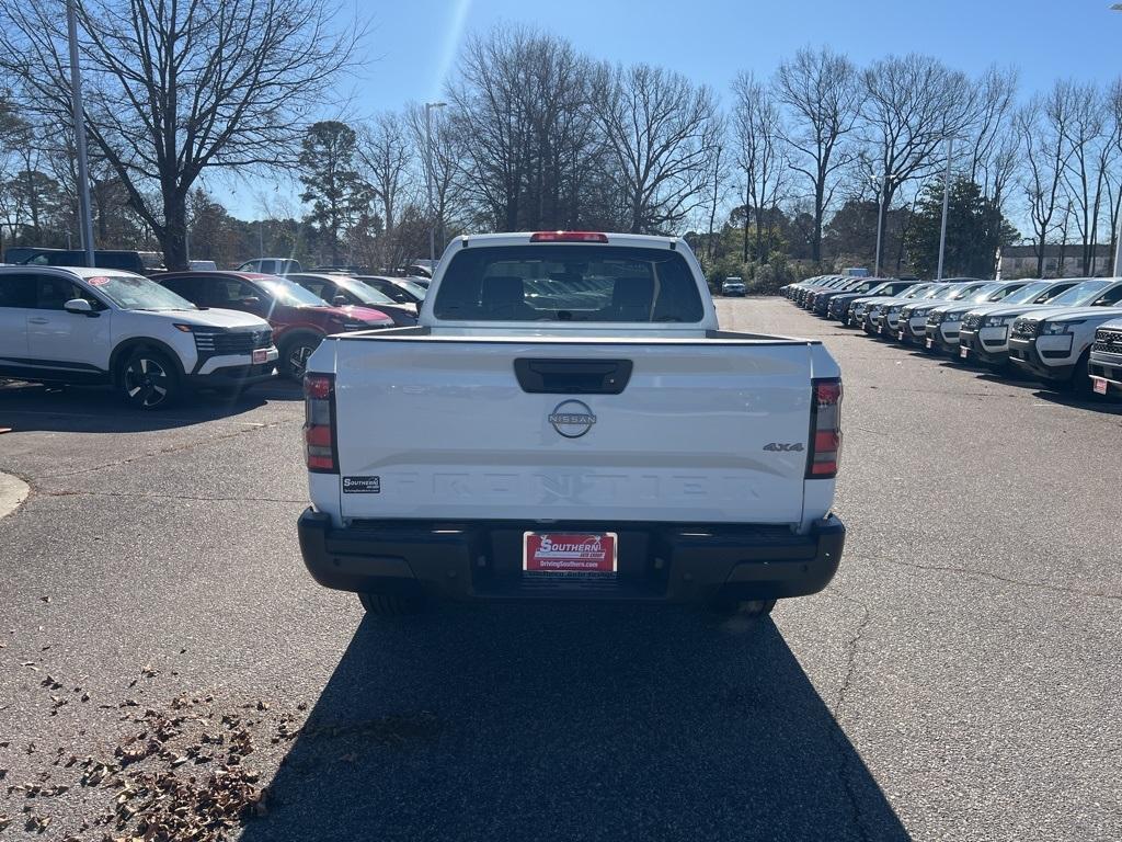 new 2025 Nissan Frontier car, priced at $32,195