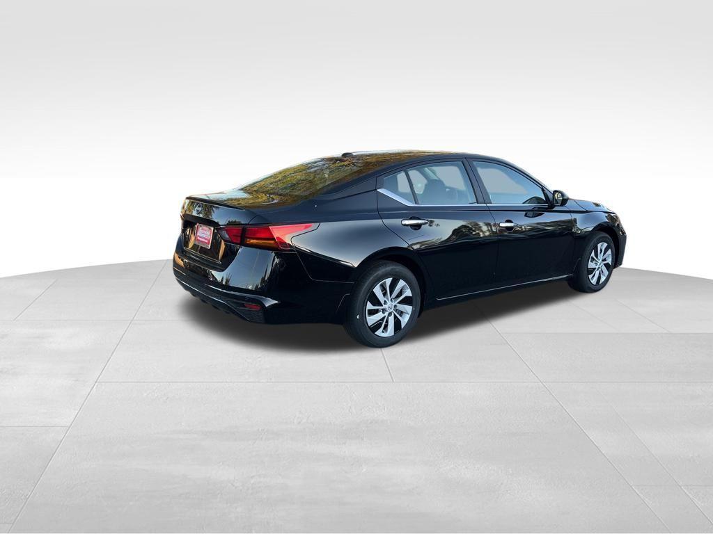 new 2025 Nissan Altima car, priced at $26,008