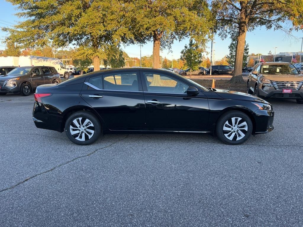 new 2025 Nissan Altima car, priced at $27,750