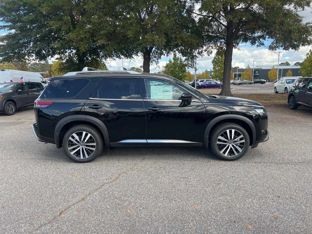 new 2025 Nissan Pathfinder car, priced at $51,730