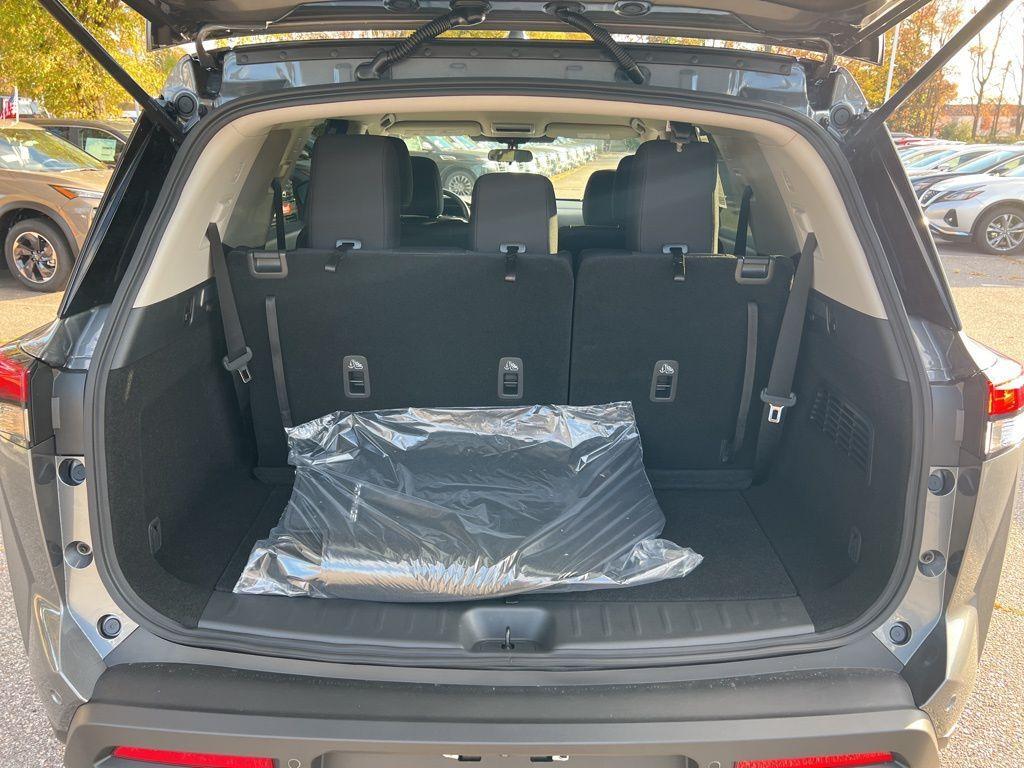 new 2025 Nissan Pathfinder car, priced at $29,335