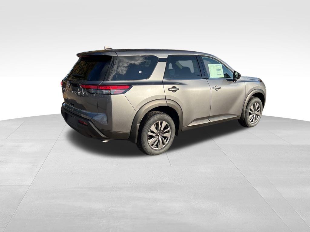 new 2025 Nissan Pathfinder car, priced at $33,790