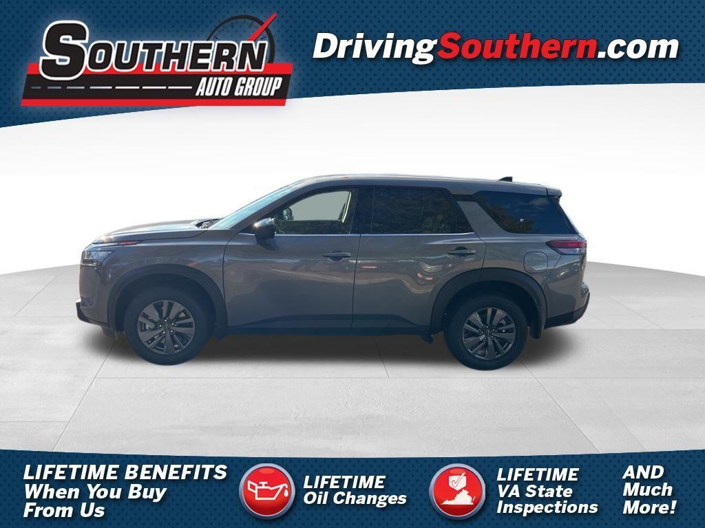 new 2025 Nissan Pathfinder car, priced at $33,790