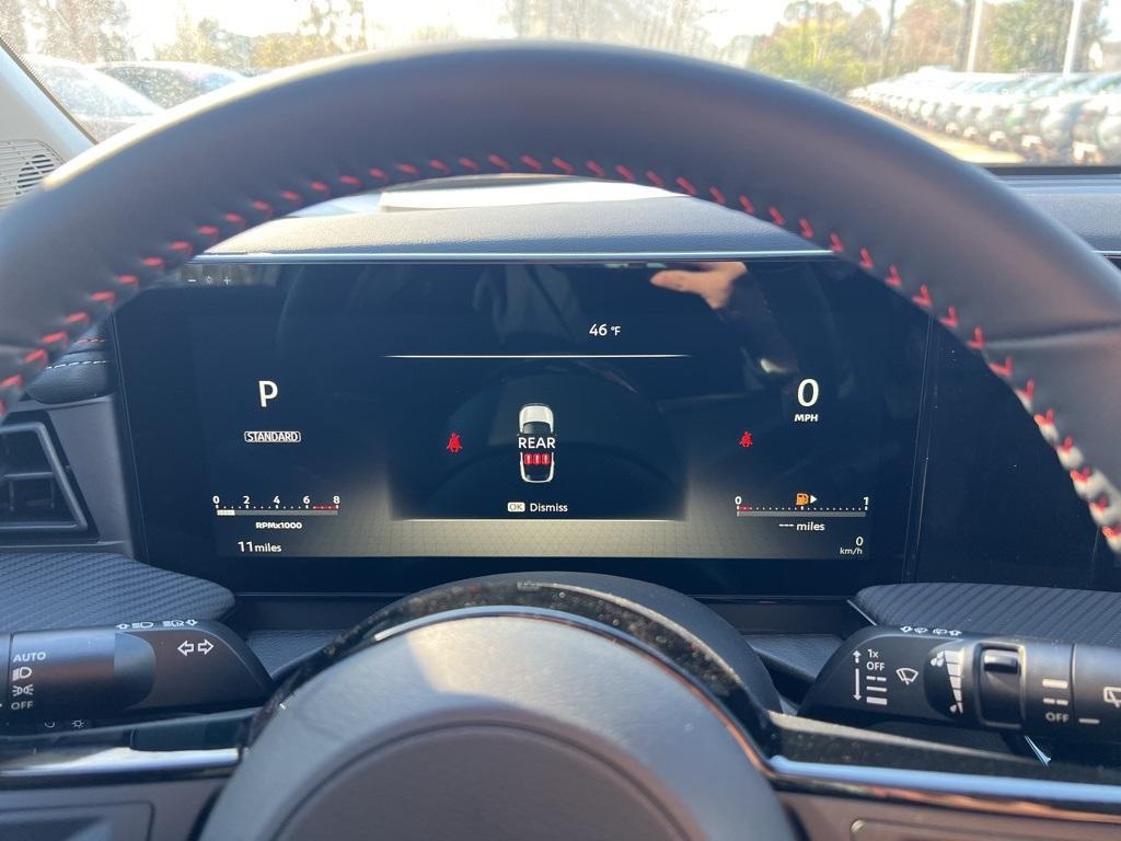 new 2025 Nissan Kicks car, priced at $30,373