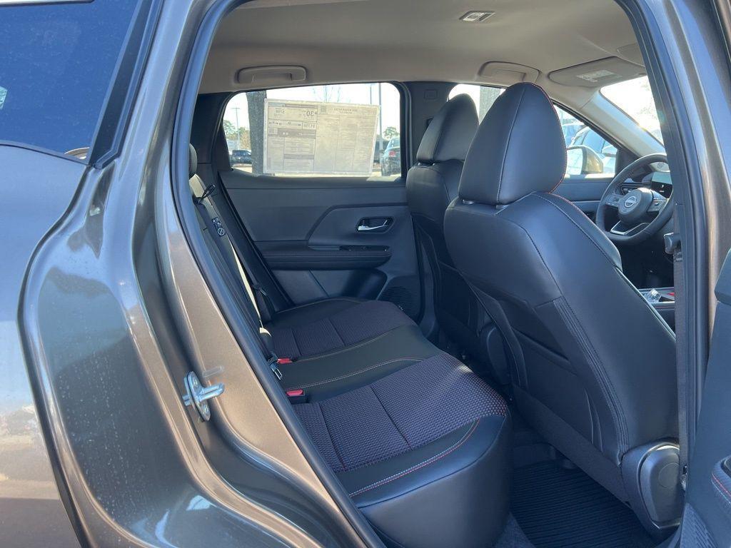 new 2025 Nissan Kicks car, priced at $31,395