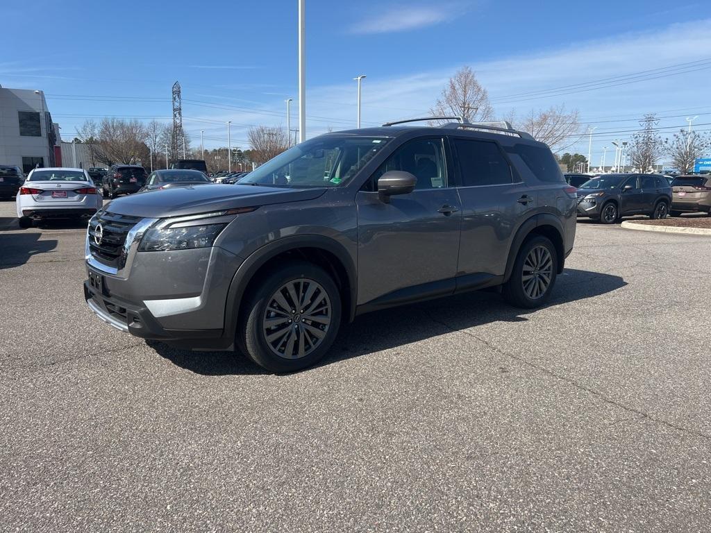 new 2025 Nissan Pathfinder car, priced at $47,100