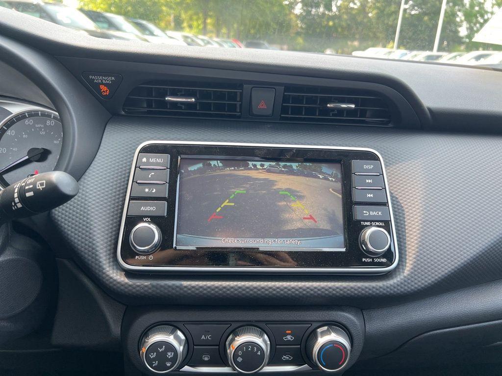 new 2025 Nissan Kicks Play car, priced at $23,634