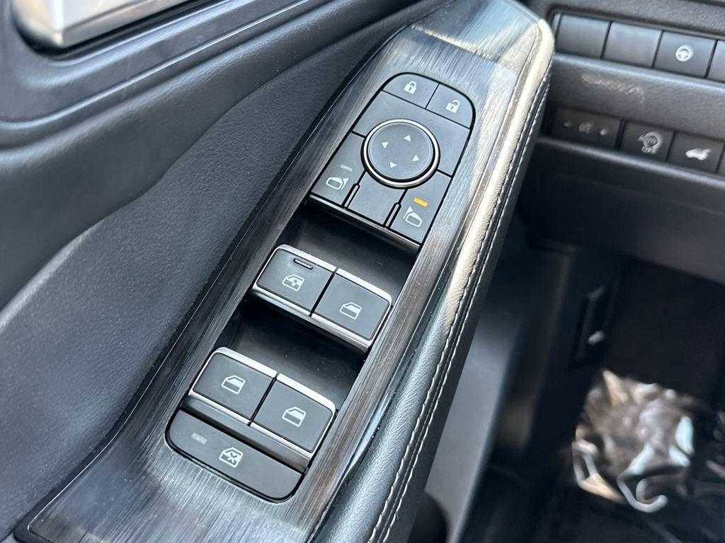 used 2023 Nissan Rogue car, priced at $23,022