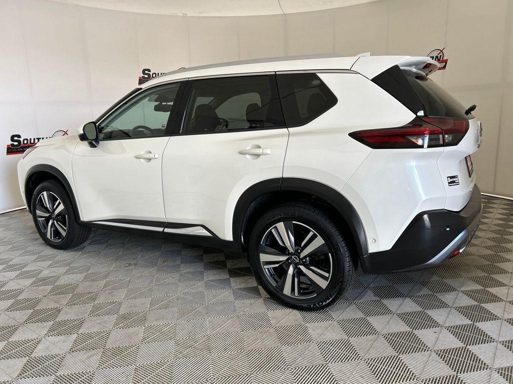 used 2023 Nissan Rogue car, priced at $22,806