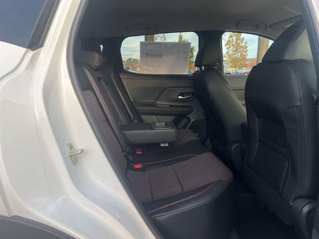 new 2025 Nissan Kicks car, priced at $29,671
