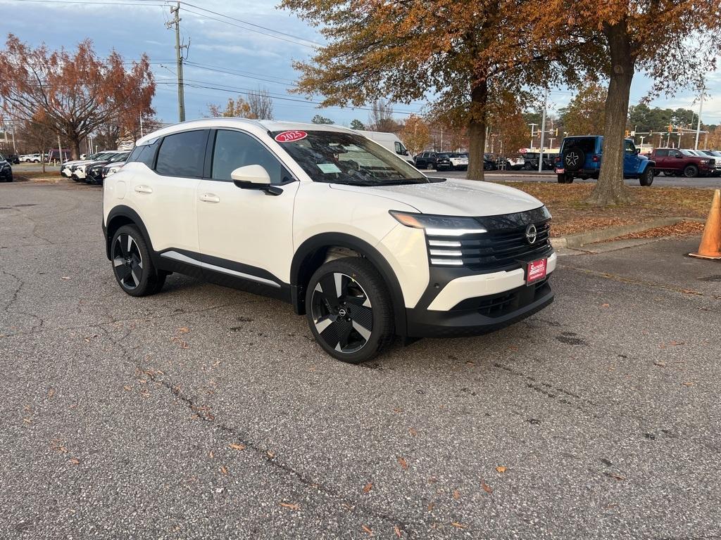 new 2025 Nissan Kicks car, priced at $29,935