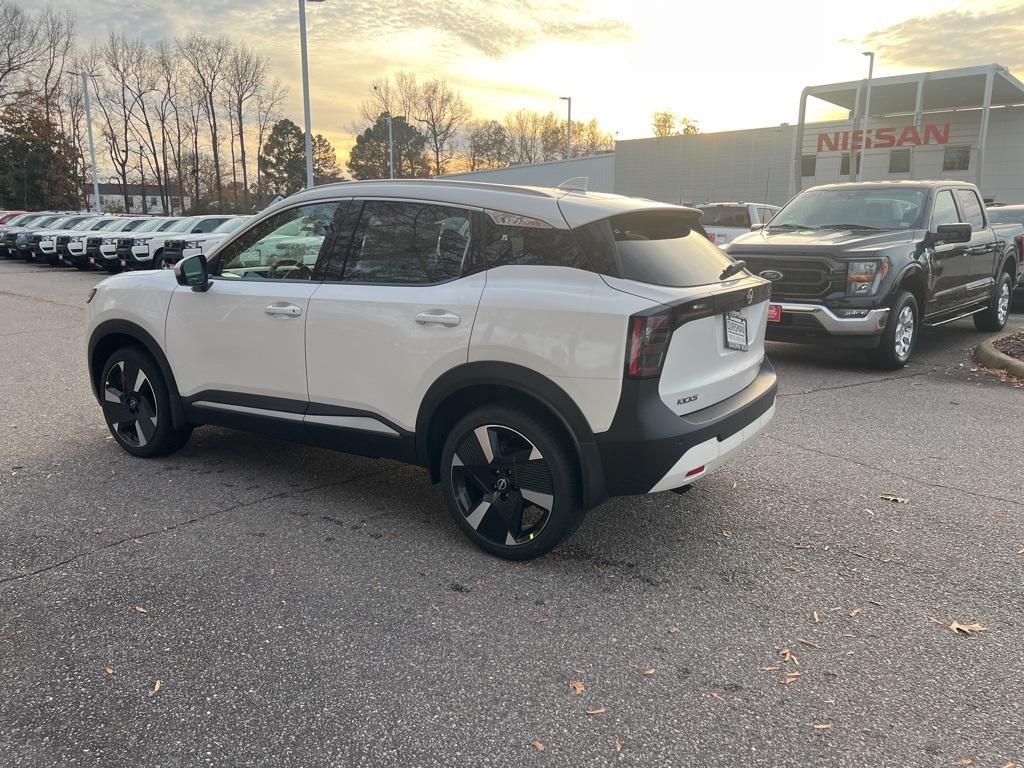 new 2025 Nissan Kicks car, priced at $29,935