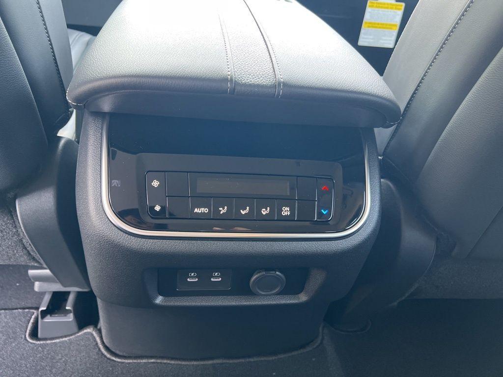 new 2025 Nissan Armada car, priced at $60,087