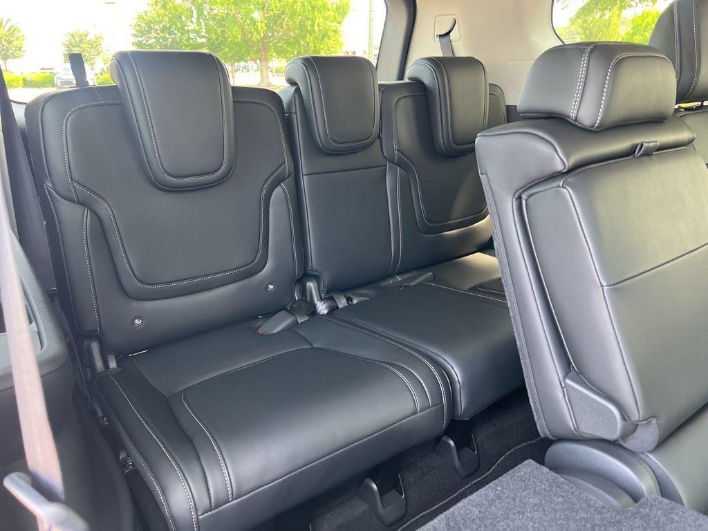 new 2025 Nissan Armada car, priced at $60,087