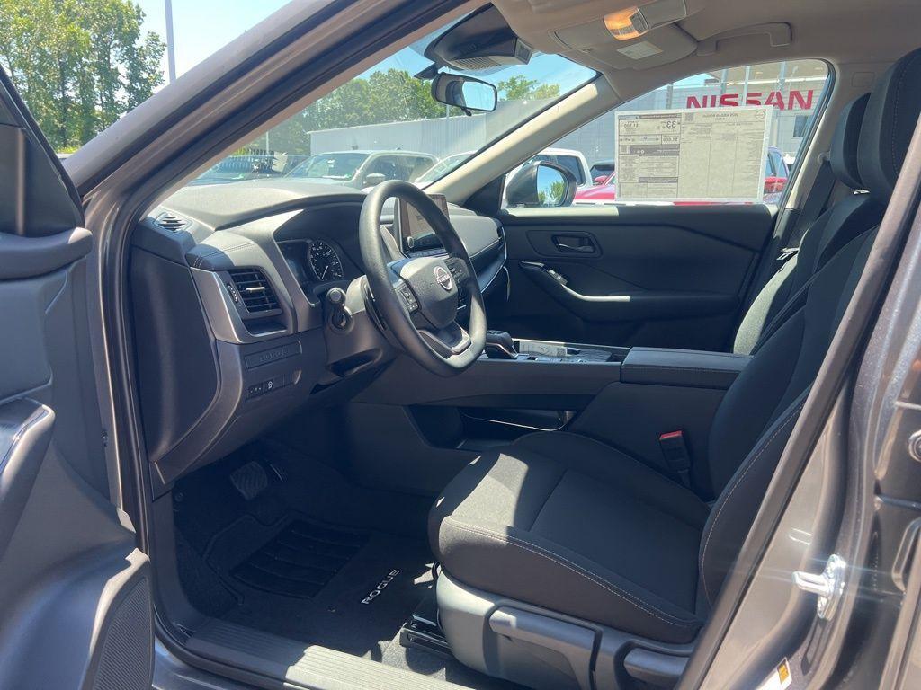 new 2025 Nissan Rogue car, priced at $29,566