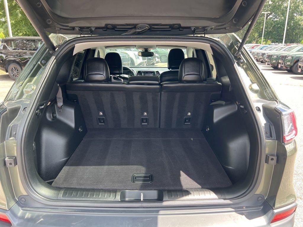 used 2019 Jeep Cherokee car, priced at $19,150