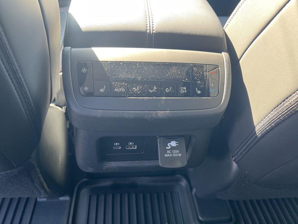 new 2025 Nissan Pathfinder car, priced at $45,128