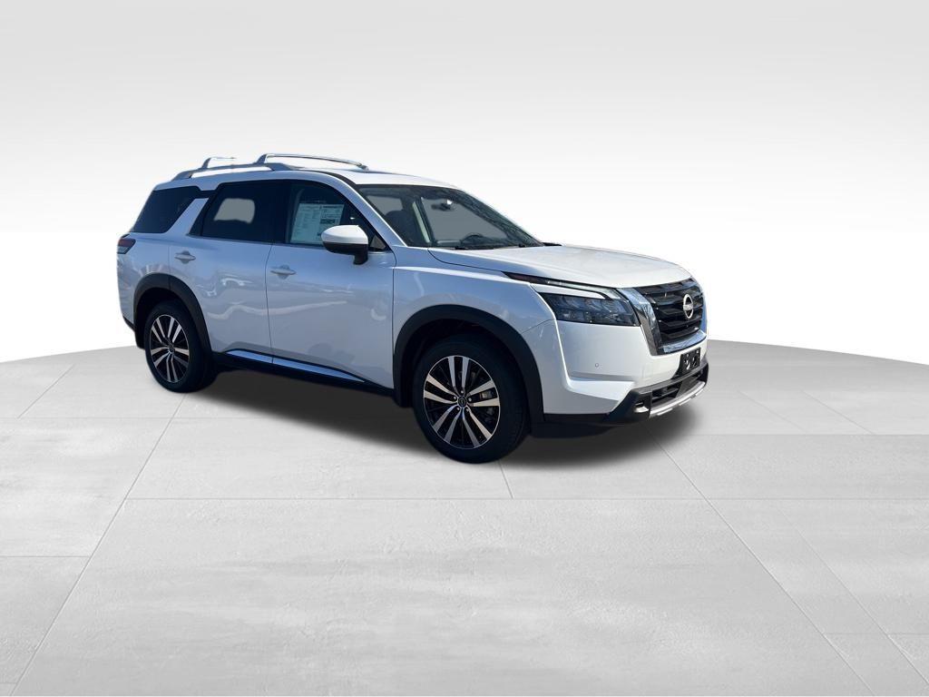 new 2025 Nissan Pathfinder car, priced at $45,128