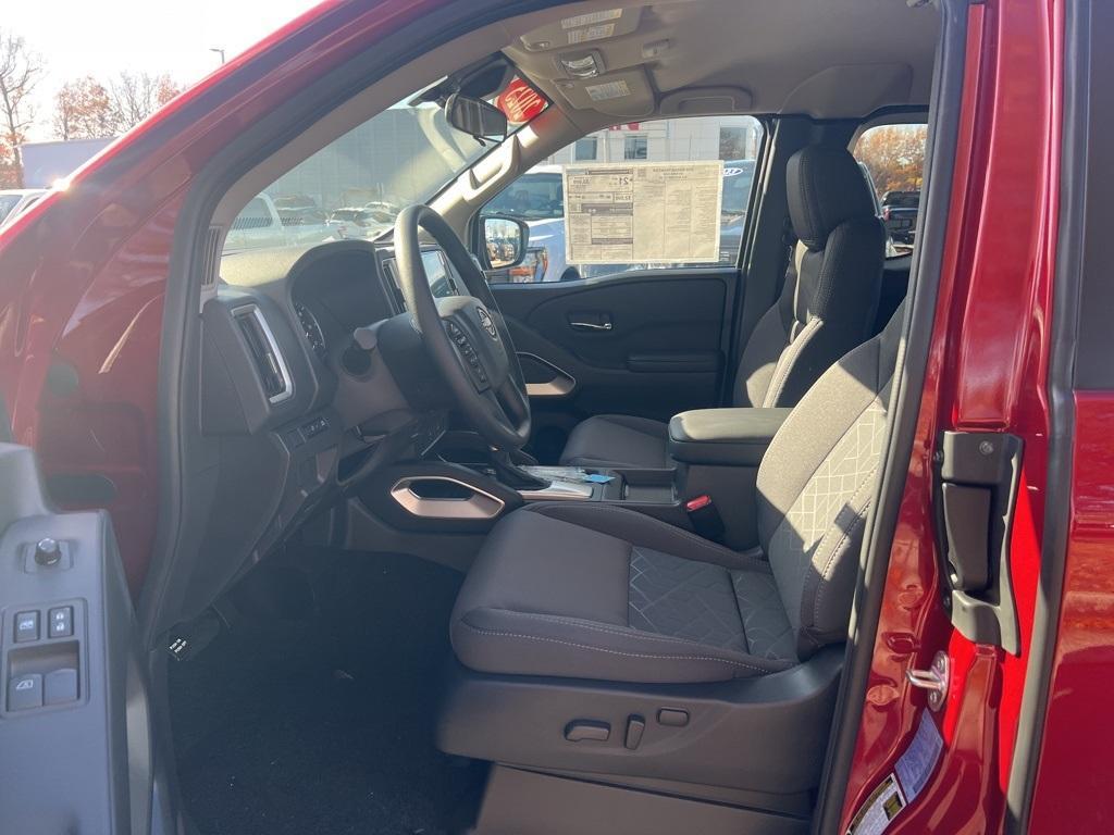 new 2025 Nissan Frontier car, priced at $31,705