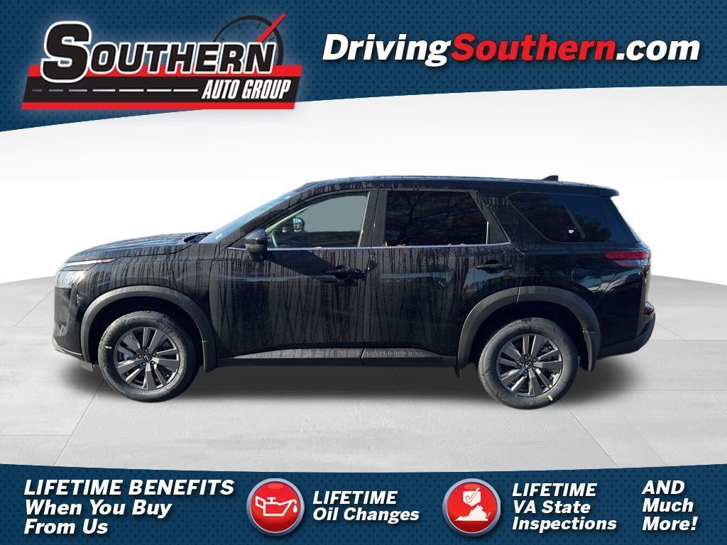 new 2025 Nissan Pathfinder car, priced at $33,790