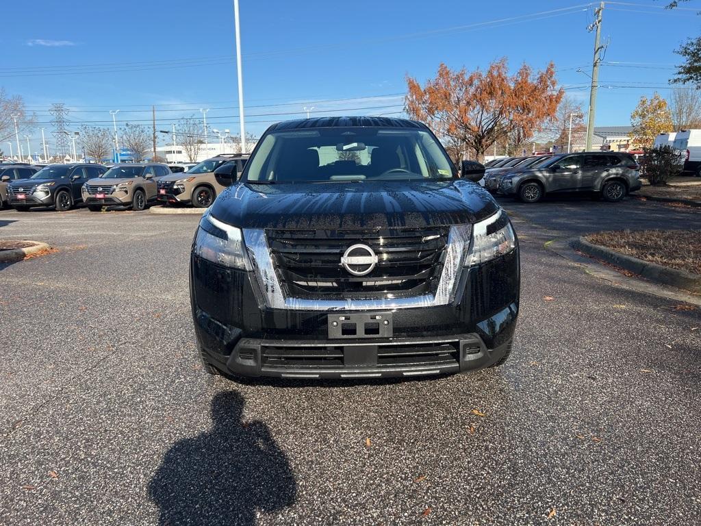 new 2025 Nissan Pathfinder car, priced at $37,510