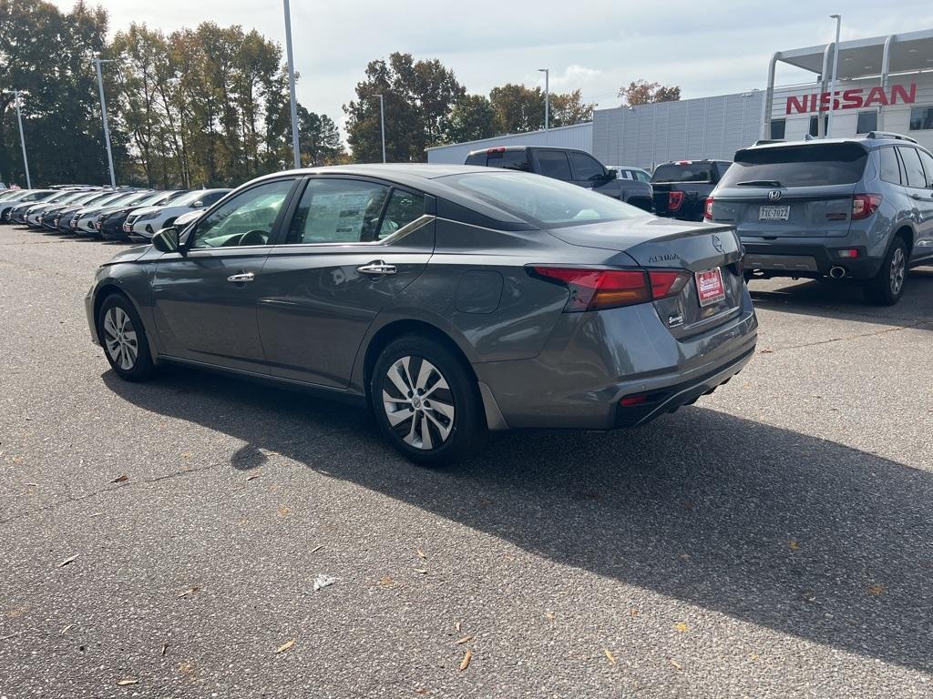 new 2024 Nissan Altima car, priced at $24,514