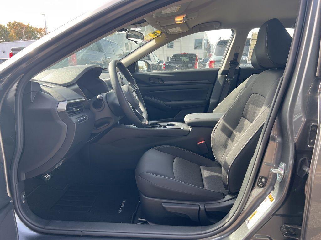 new 2024 Nissan Altima car, priced at $24,264