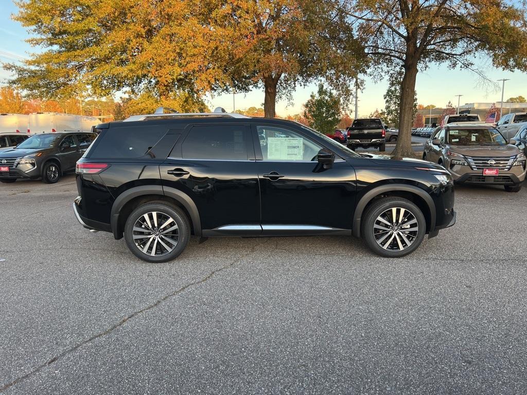 new 2025 Nissan Pathfinder car, priced at $54,515