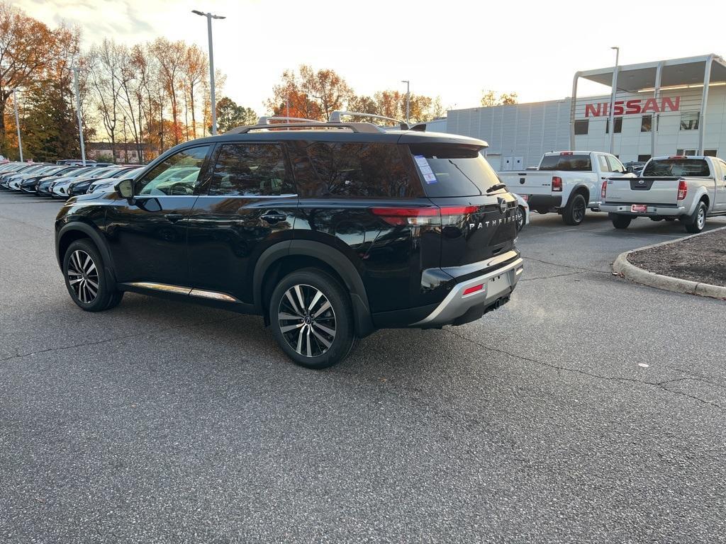 new 2025 Nissan Pathfinder car, priced at $54,515