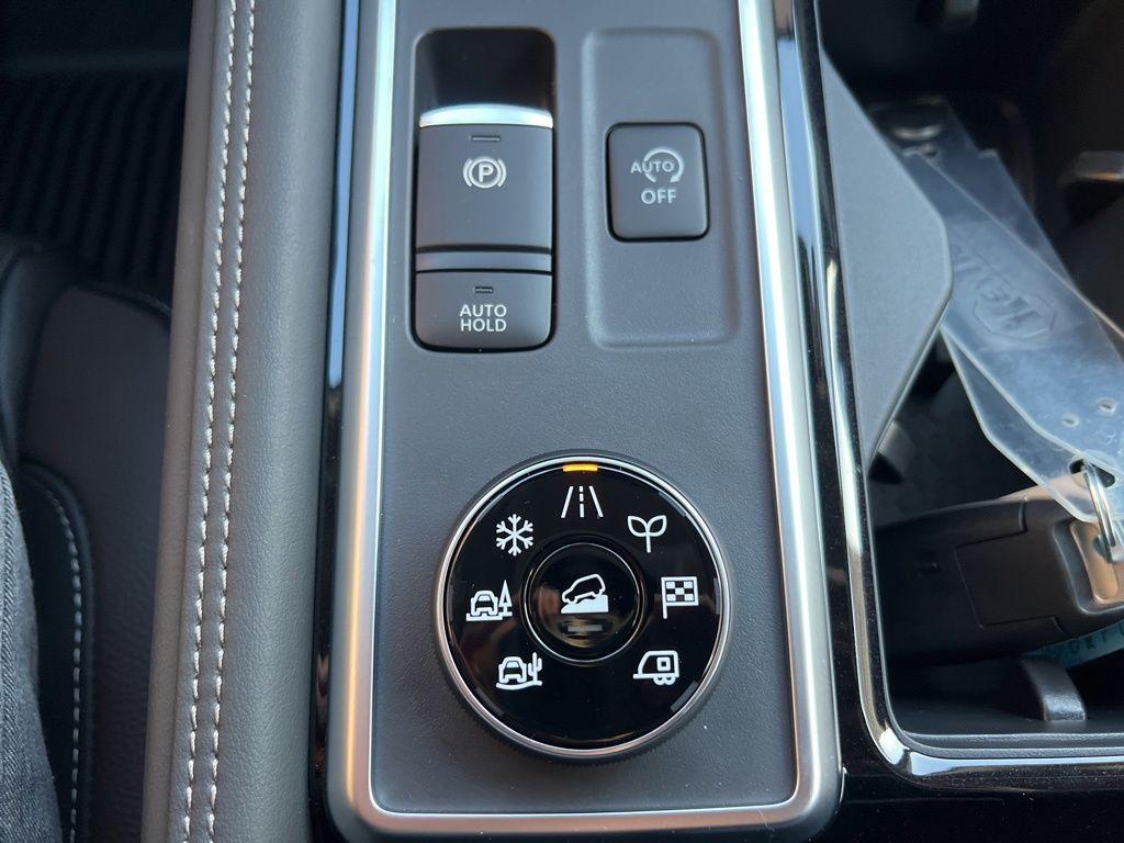 new 2025 Nissan Pathfinder car, priced at $47,800