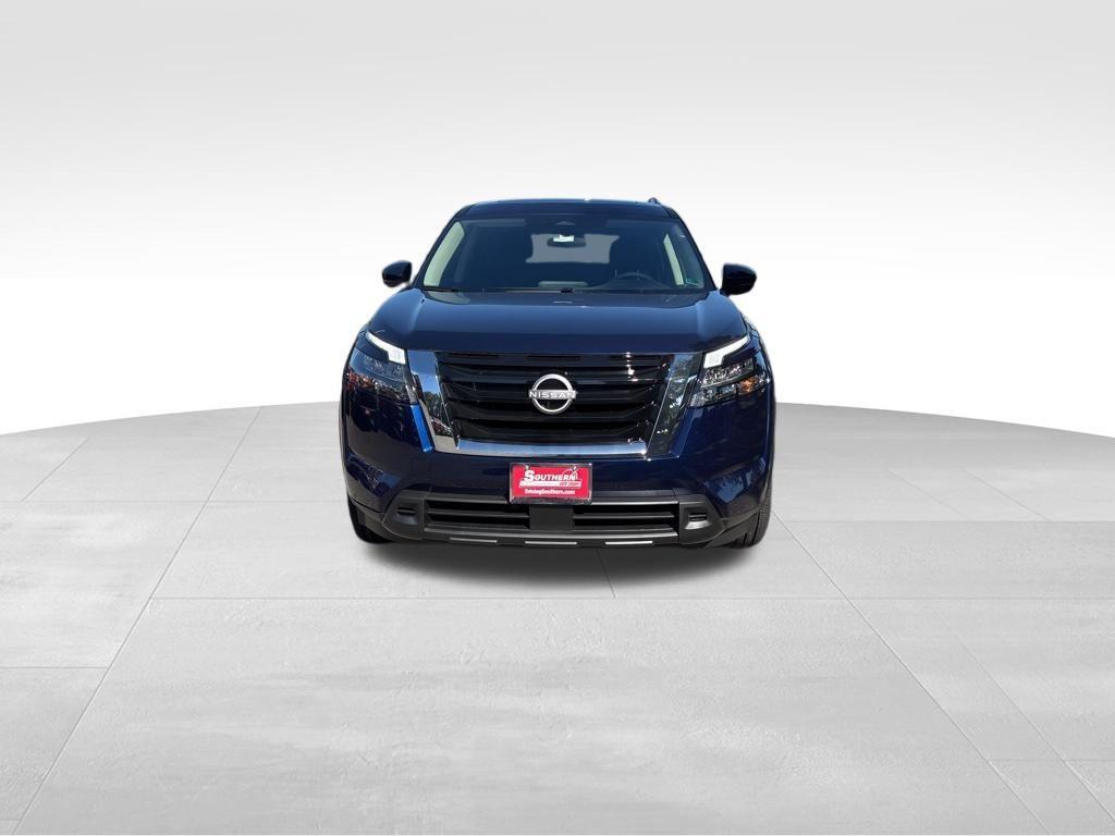 new 2025 Nissan Pathfinder car, priced at $35,319