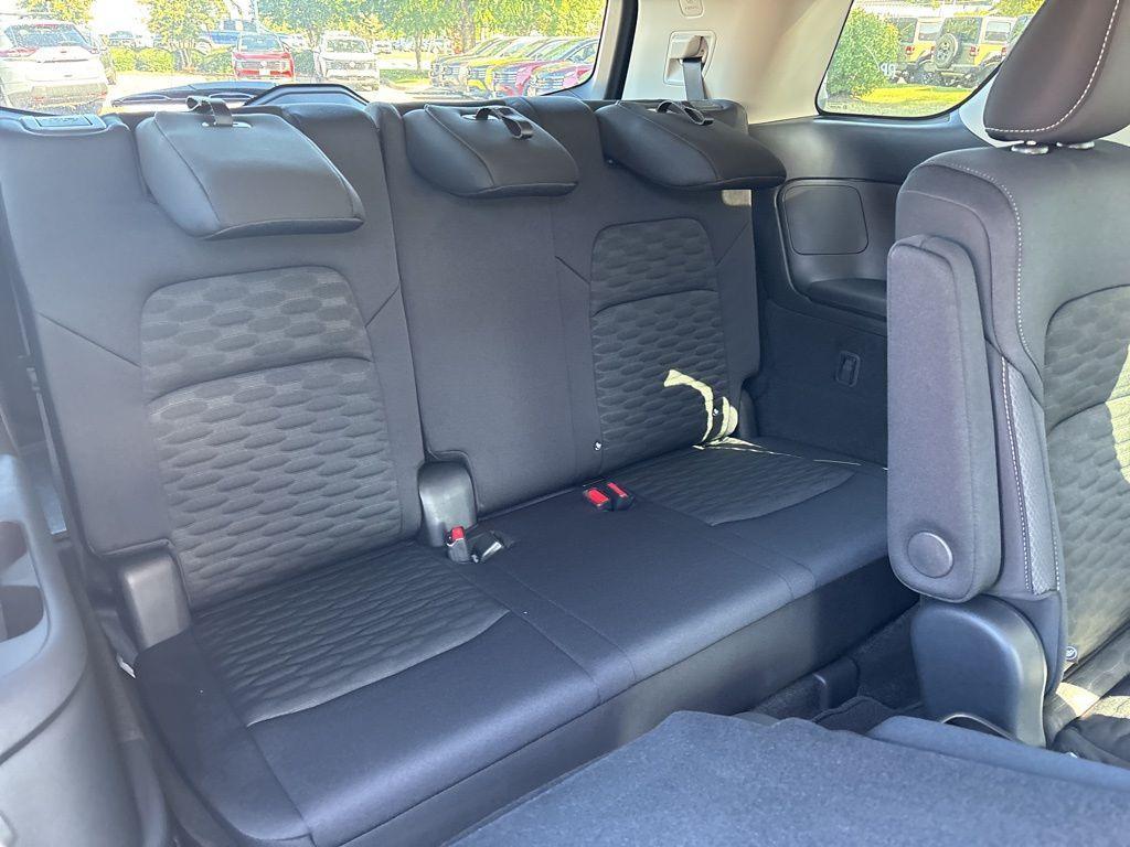 new 2025 Nissan Pathfinder car, priced at $35,319