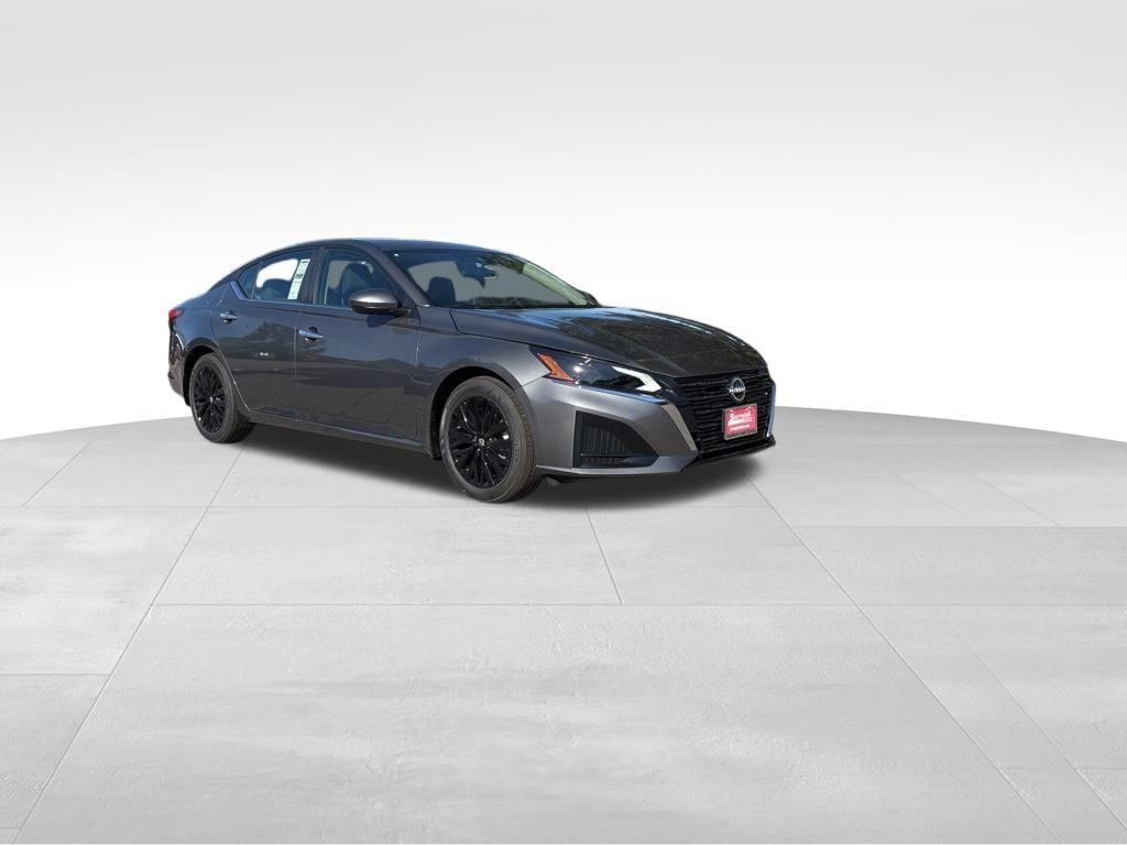 new 2025 Nissan Altima car, priced at $27,041
