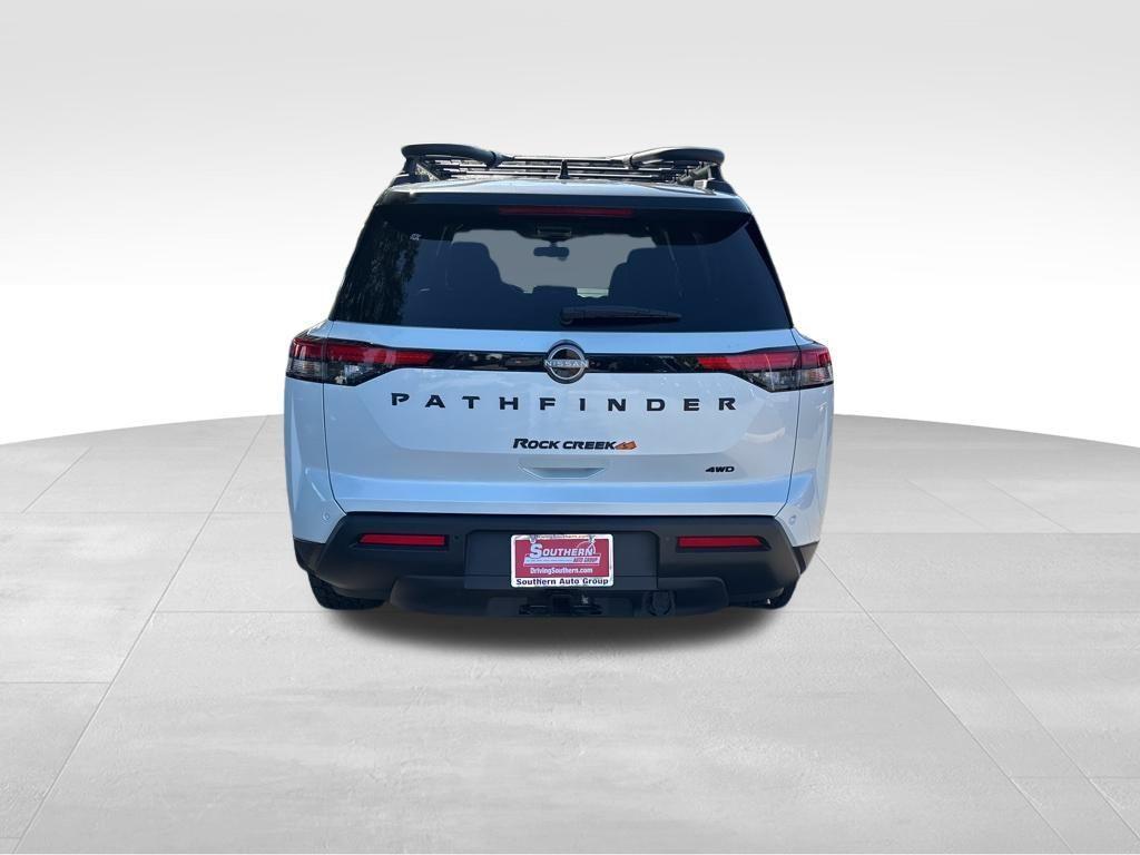 new 2025 Nissan Pathfinder car, priced at $42,620