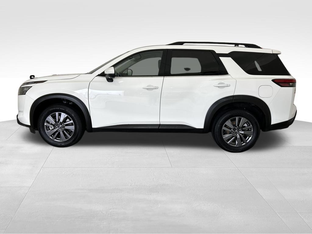 used 2025 Nissan Pathfinder car, priced at $32,584