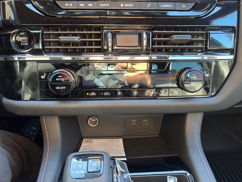 new 2025 Nissan Pathfinder car, priced at $37,800