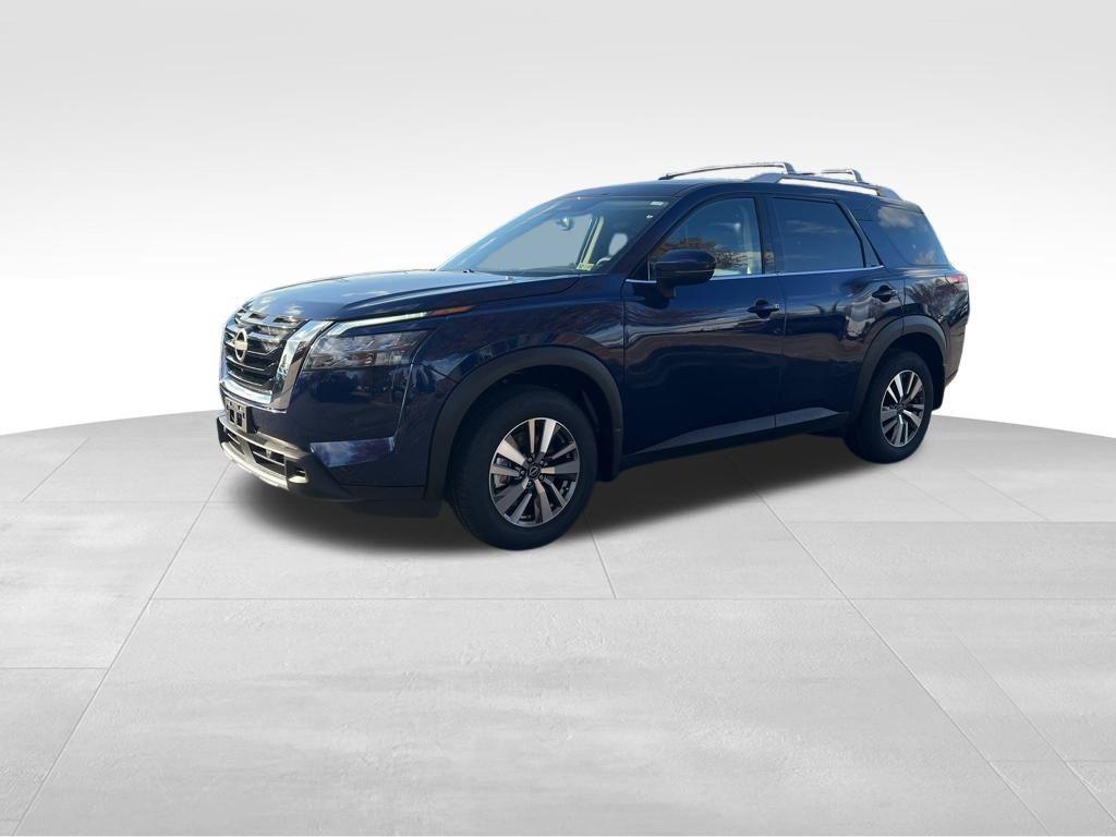 new 2025 Nissan Pathfinder car, priced at $42,476