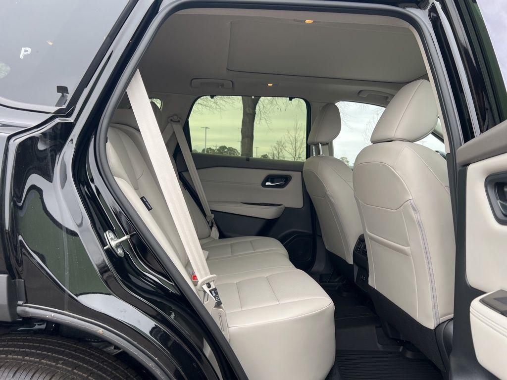 new 2025 Nissan Rogue car, priced at $33,255