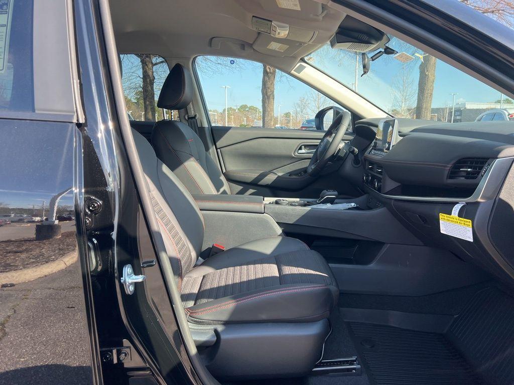 new 2025 Nissan Rogue car, priced at $33,707