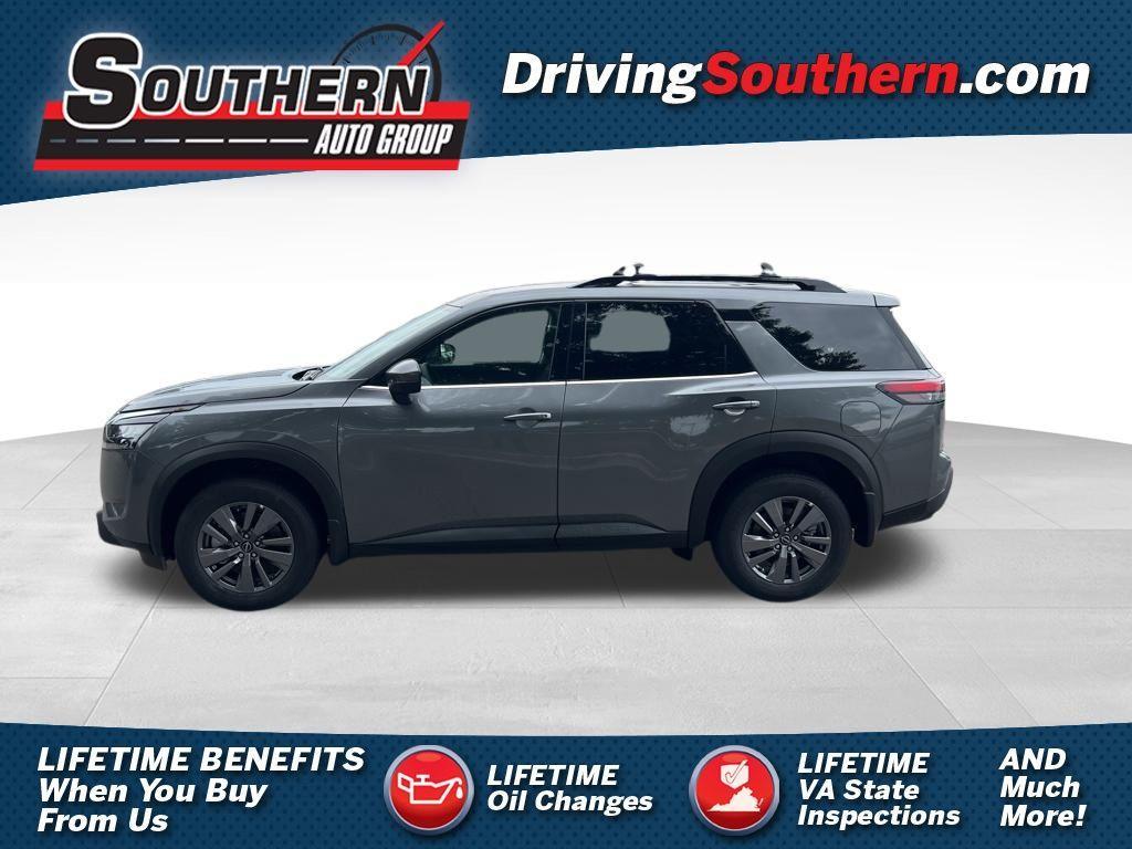 new 2025 Nissan Pathfinder car, priced at $39,992