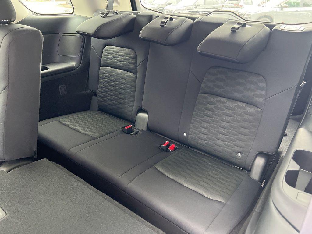 new 2025 Nissan Pathfinder car, priced at $39,992