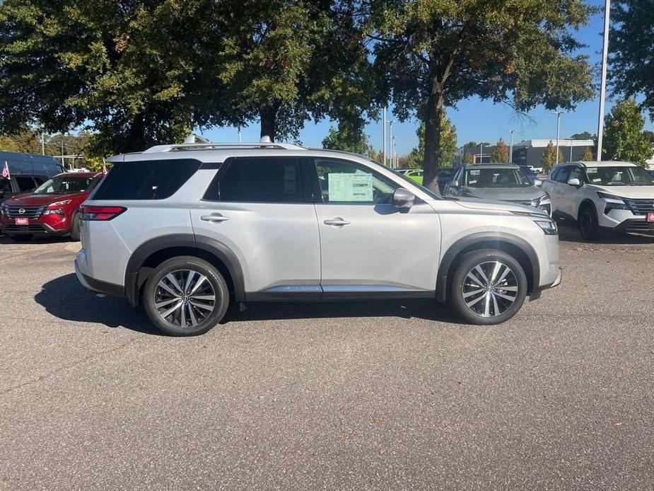 new 2024 Nissan Pathfinder car, priced at $49,770