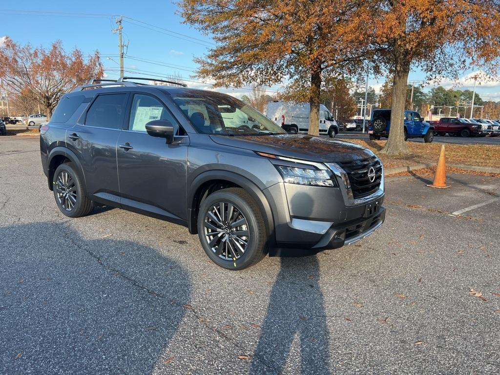 new 2025 Nissan Pathfinder car, priced at $50,950