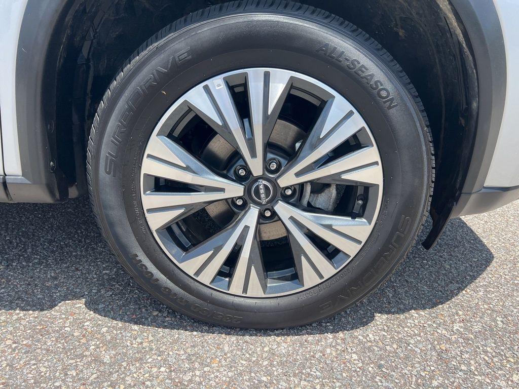 used 2023 Nissan Rogue car, priced at $23,300