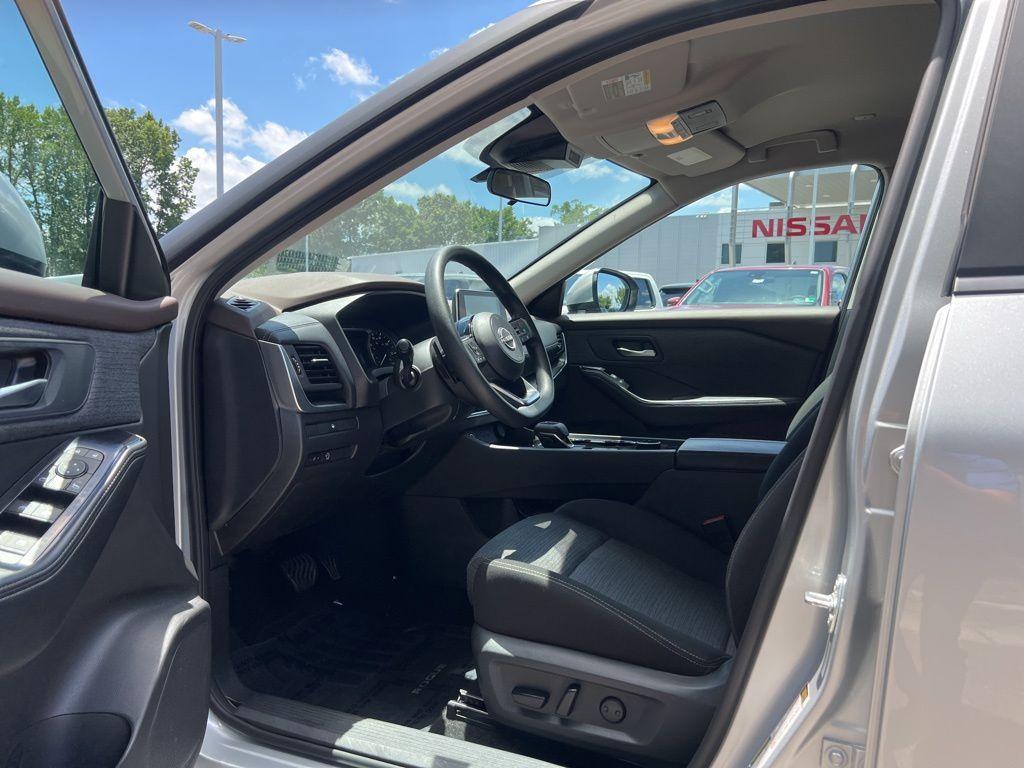 used 2023 Nissan Rogue car, priced at $23,300