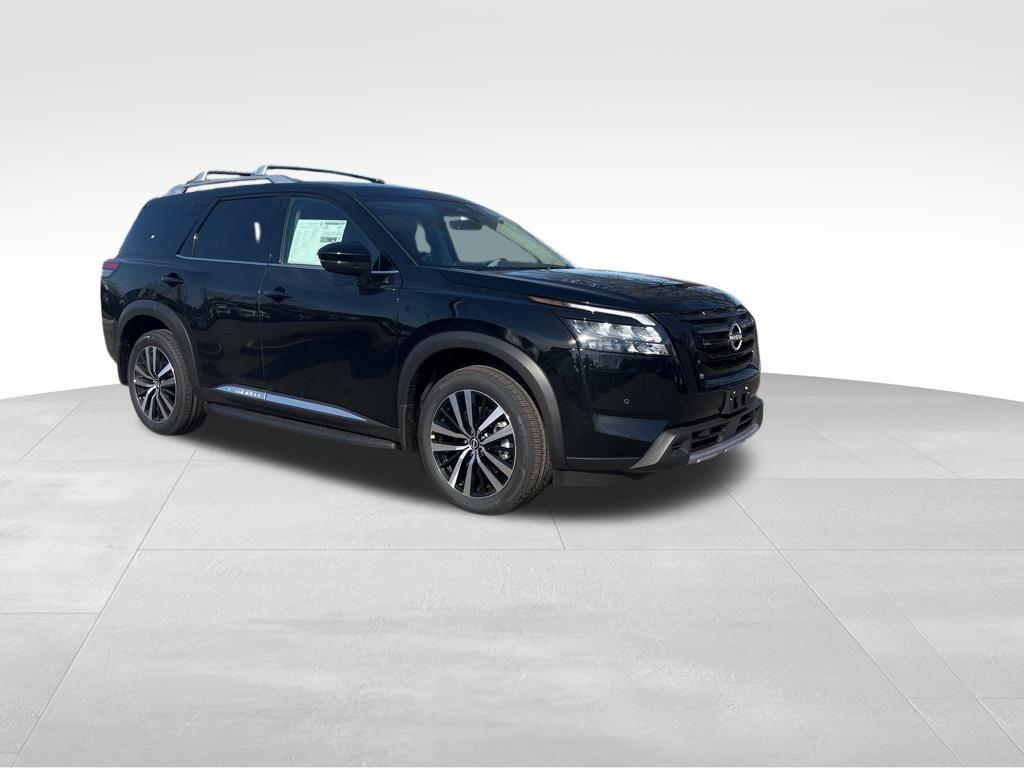 new 2025 Nissan Pathfinder car, priced at $45,741