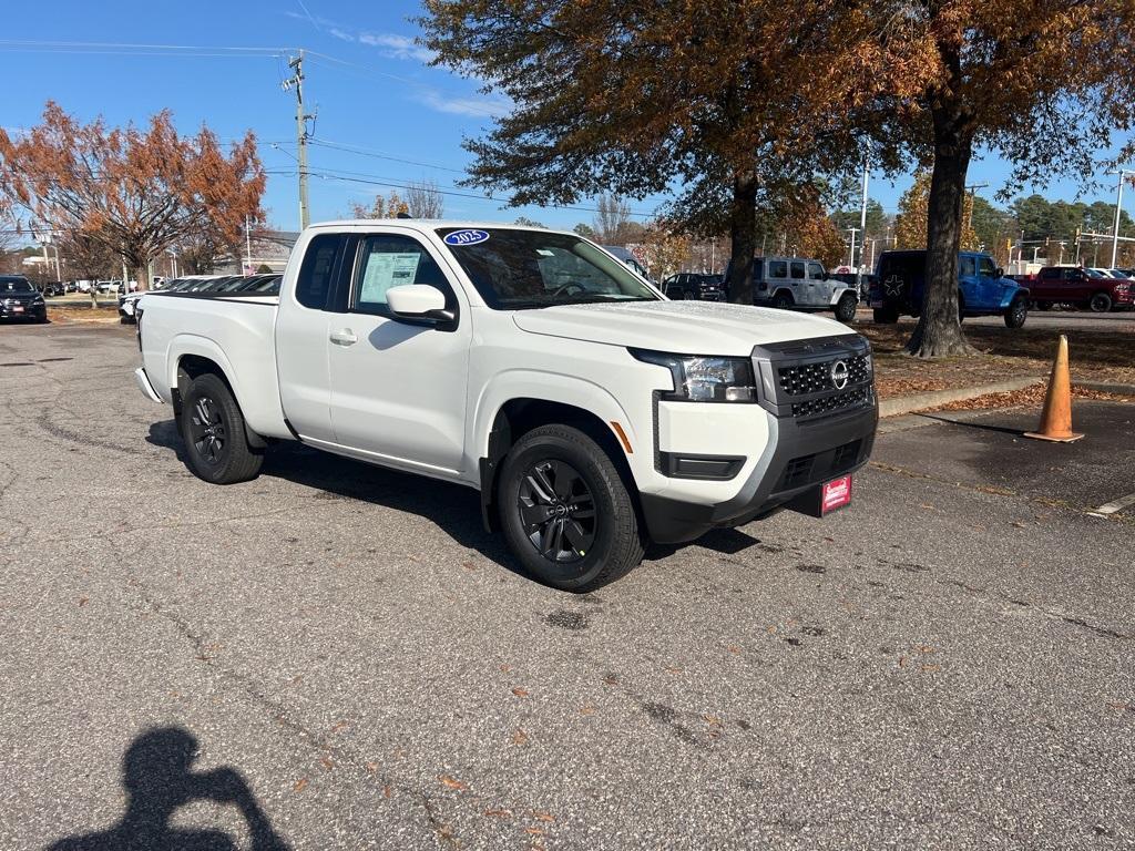 new 2025 Nissan Frontier car, priced at $34,535