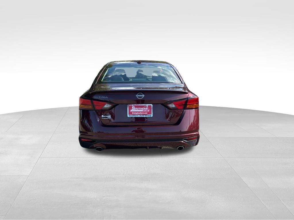 new 2025 Nissan Altima car, priced at $30,555