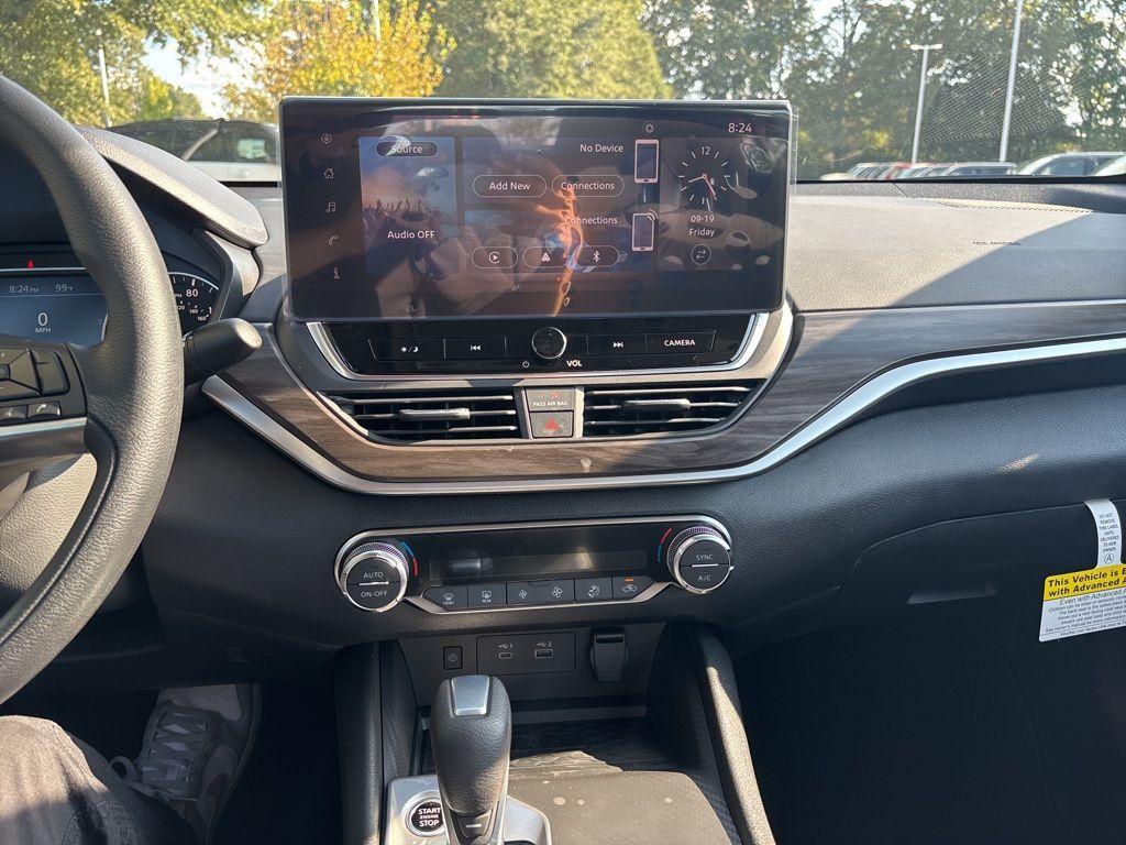new 2025 Nissan Altima car, priced at $30,555